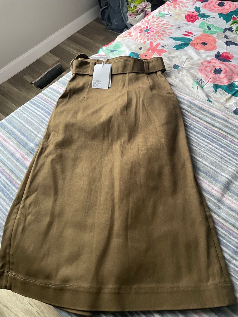 & Other Stories Olive Brown Midi A-Line Skirt with D-Ring Belt - Picture 6 of 7